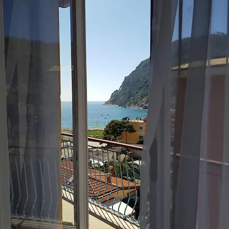 Linda Vista Lägenhet
